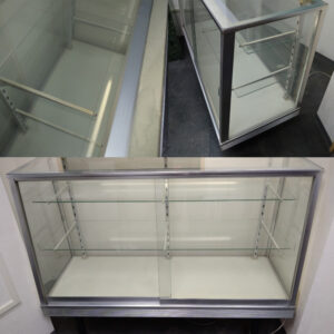 硝子ショーケース