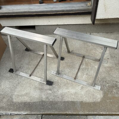 アルミ棺台　一対　高さ45ｃｍ